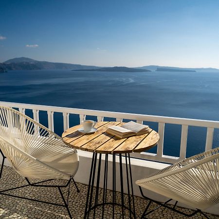 Delfini Villas Oia  Exterior photo